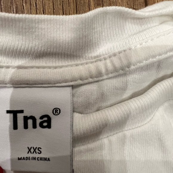 TNA cropped long sleeve t-shirt - Picture 2 of 4